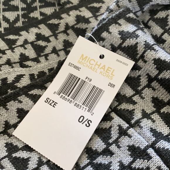 Michael Michael Kors Reversible Signature Logo Knit Infinity Scarf - Picture 5 of 11